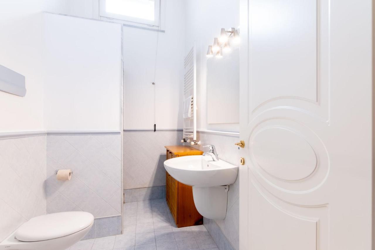 Abbadia Charme House Apartment ปาแลร์โม ภายนอก รูปภาพ